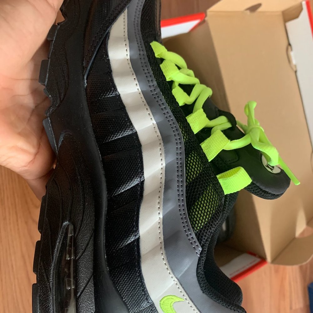 Nike Air Max 95 - Never worn !